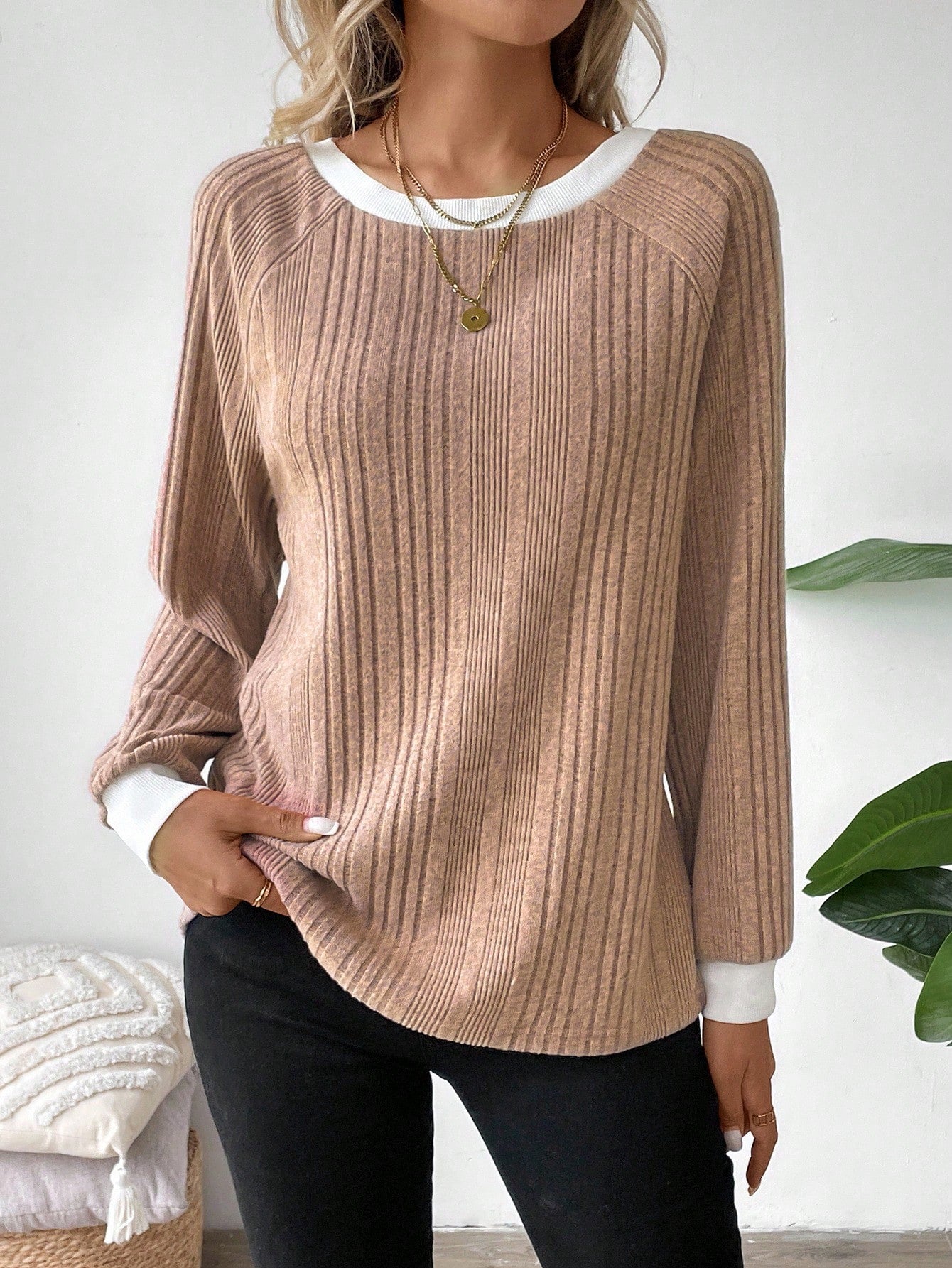LUNE 2024 Autumn Winter Women New Mulled Wine Color round Neck Sweatshirt